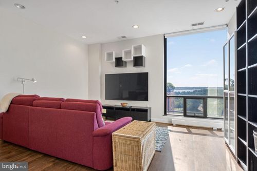 1112-1011 Arlington Blvd, ARLINGTON, VA, 22209-3925 | Card Image