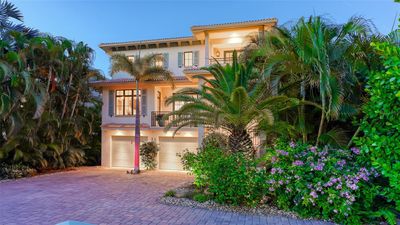 4947 Commonwealth Drive, House other with 4 bedrooms, 4 bathrooms and null parking in Sarasota FL | Image 3