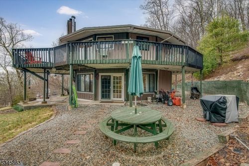 13 Sunrise Trl, Sandyston, NJ, 07826-5104 | Card Image