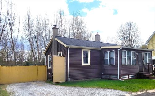 50 Root Pl, Pittsfield, MA, 01201 | Card Image