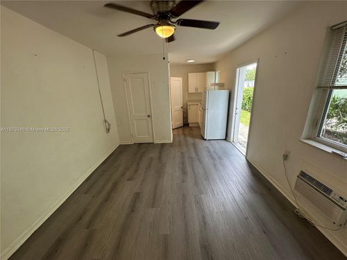 apt-2-480 Sw 10th St, Miami, FL, 33130-3946 | Card Image