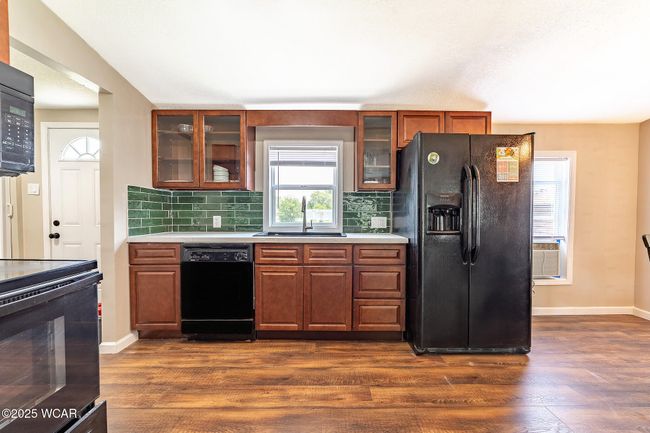 1303 Chateau Cir, House other with 3 bedrooms, 2 bathrooms and null parking in Findlay OH | Image 18