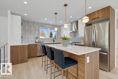 6408 88 Ave Nw, Edmonton, AB, T6B0M2 | Card Image