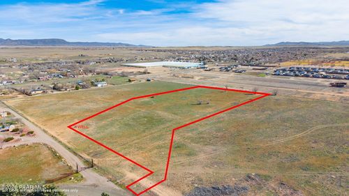 2b E Red Cinder Rd, Chino Valley, AZ, 86323 | Card Image