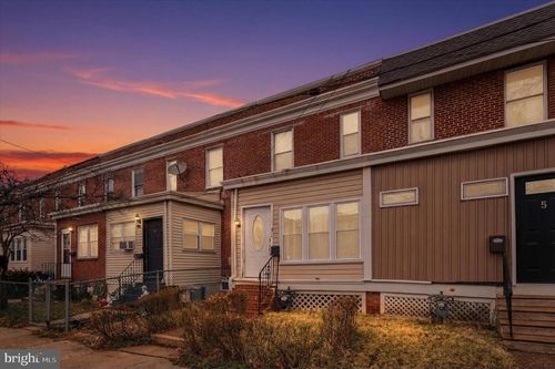 7 Rhodes Ave, COLLINGDALE, PA, 19023-1911 | Card Image