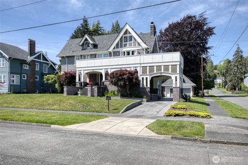 400 W 8th St, Aberdeen, WA, 98520-1716 | Card Image