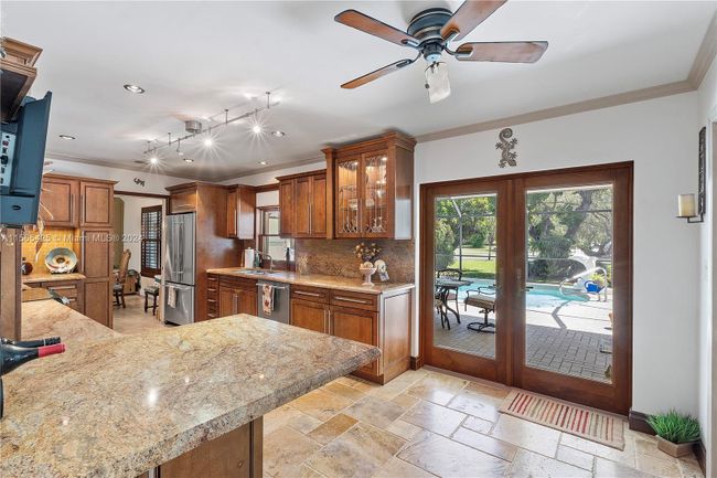 16715 Sw 80th Ave, House other with 4 bedrooms, 3 bathrooms and null parking in Palmetto Bay FL | Image 10