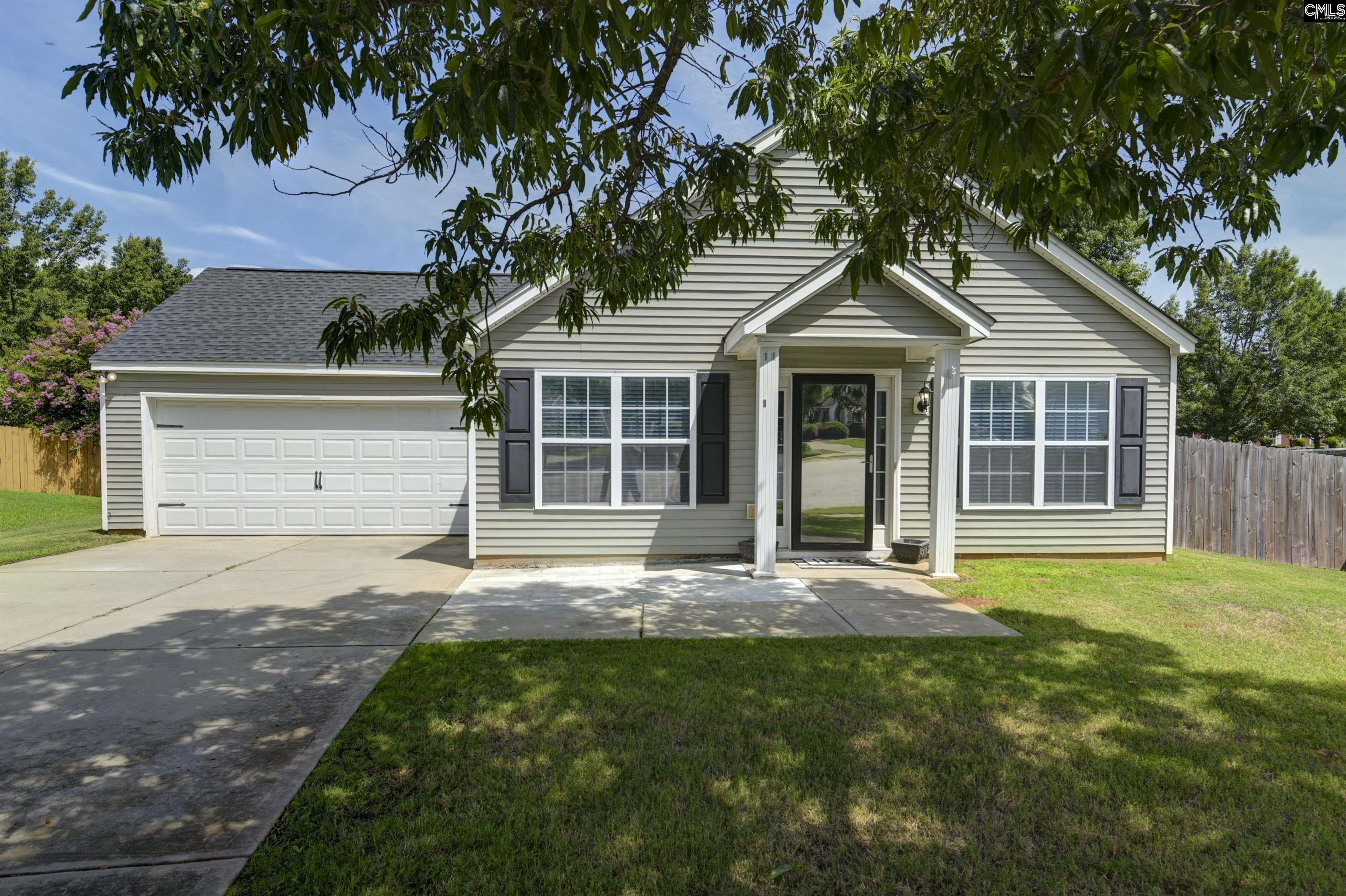 Phoenix Ln, Lexington, SC 29072