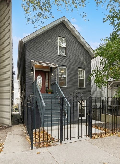 2076 N Campbell Ave, Chicago, IL, 60647-4108 | Card Image