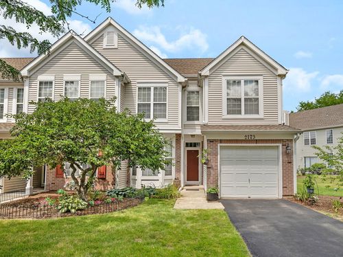 2173-2173 Rossiter Pkwy, Plainfield, IL, 60586-8352 | Card Image