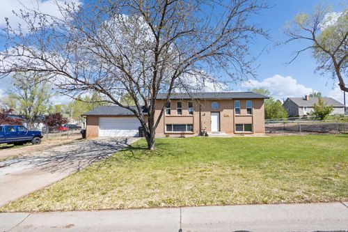 244 W 100 N, Roosevelt, UT, 84066-2711 | Card Image