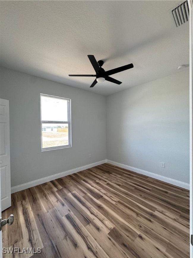 guest bdrm | Image 11