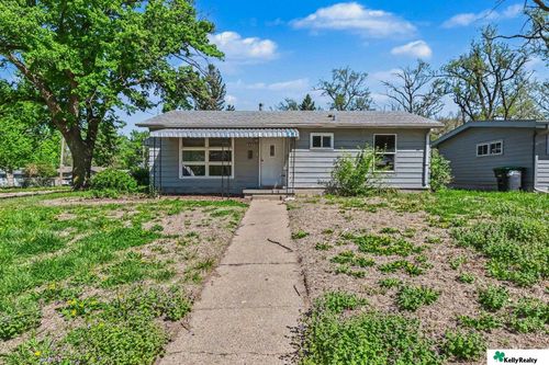 4440 Vernon Avenue, Omaha, NE, 68111 | Card Image