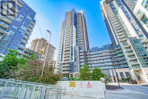 226-20 Meadowglen Pl, Toronto, ON, M1G0A9 | Card Image