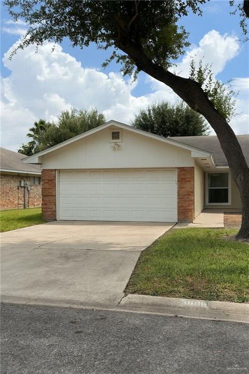3806 N 7th Ct, McAllen, TX, 78501-1707 | Card Image
