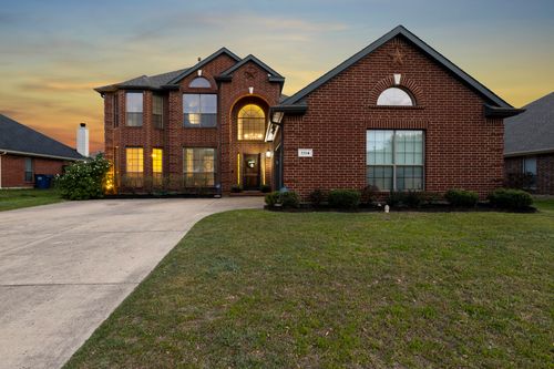 1114 Wynnewood Dr, Glenn Heights, TX, 75154-8774 | Card Image