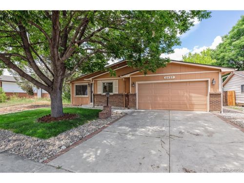 2437 Eagle Dr, Loveland, CO, 80537-6128 | Card Image
