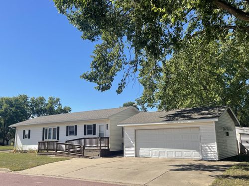 273 E Morgan St, Tracy, MN, 56175-1512 | Card Image