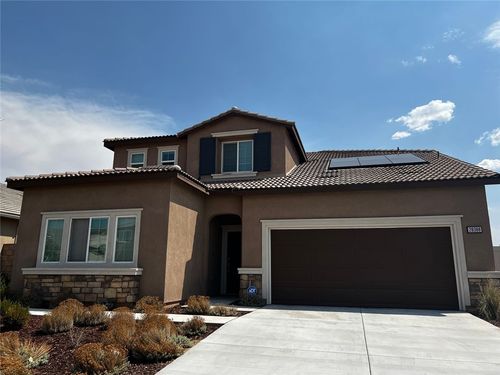 28388 Memory Ln, Winchester, CA, 92596-8235 | Card Image