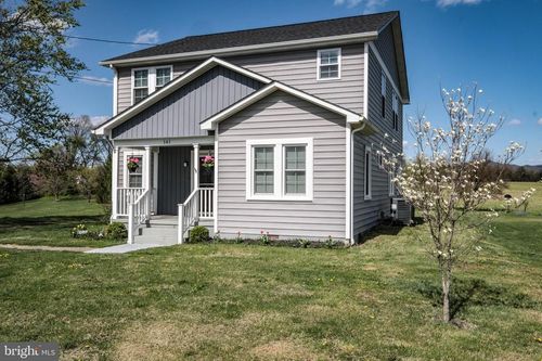 161 Reservoir Ave, Luray, VA, 22835-1613 | Card Image