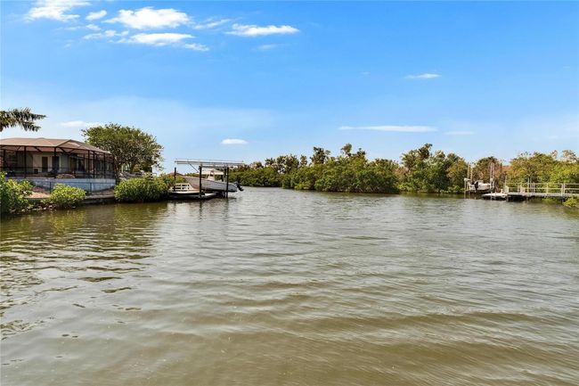 6530 Manila Palm Way, House other with 4 bedrooms, 2 bathrooms and null parking in APOLLO BEACH FL | Image 60