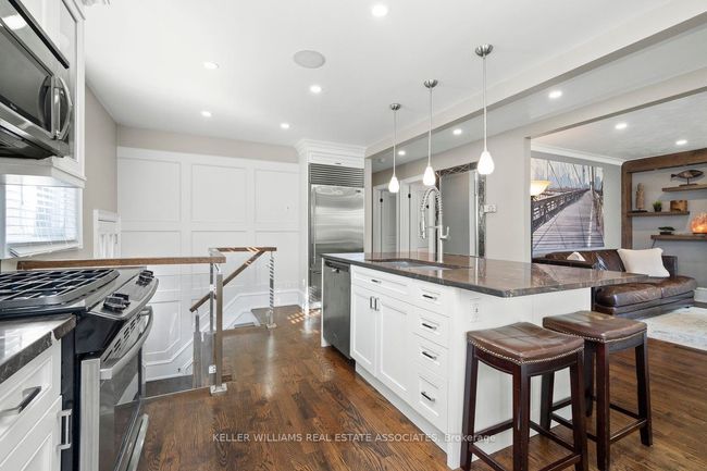 569 Arbor Rd, House other with 5 bedrooms, 4 bathrooms and 4 parking in Mississauga ON | Image 10