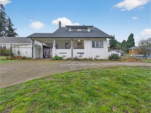 18515 Se River Rd, Milwaukie, OR, 97267-6428 | Card Image