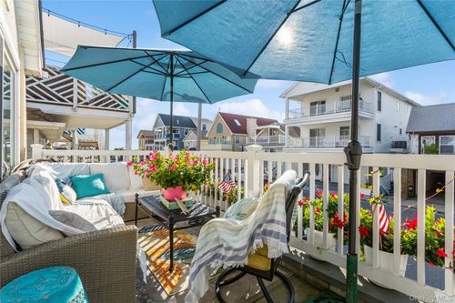 26 Illinois Ave, Long Beach, NY, 11561-1112 | Card Image