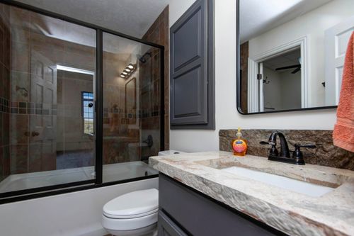 175 Split Rock Dr, Hollister, MO, 65672-6128 | Card Image