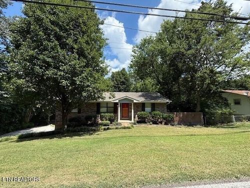 6101 Ridgeview Rd, Knoxville, TN, 37918-8202 | Card Image
