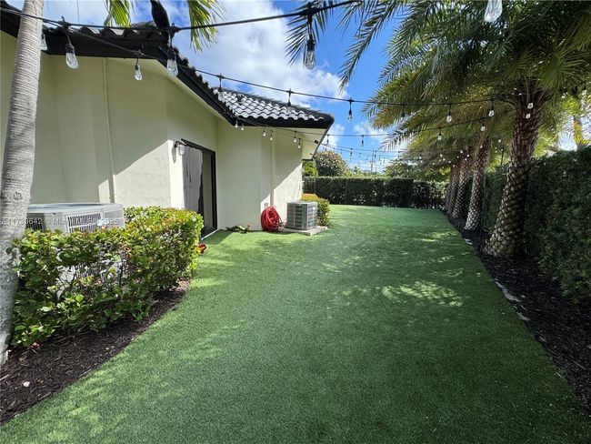 4000 Ne 23 Rd Ave, House other with 3 bedrooms, 4 bathrooms and null parking in Lighthouse Point FL | Image 40