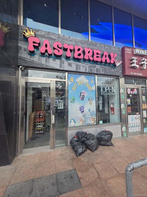 1c-3720 Prince Street, New York, NY, 11354 | Card Image