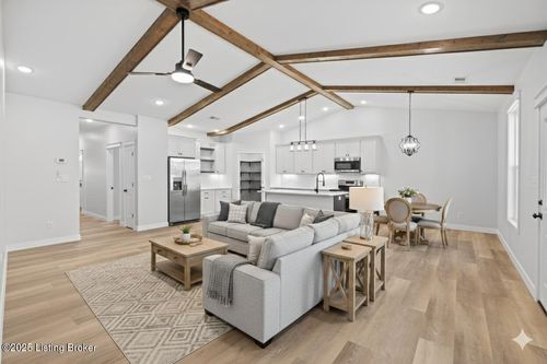 36 Robert Allen Ln, Brandenburg, KY, 40108-5462 | Card Image