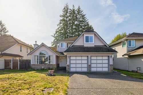 15656 107a Ave, Surrey, BC, V4N3H9 | Card Image