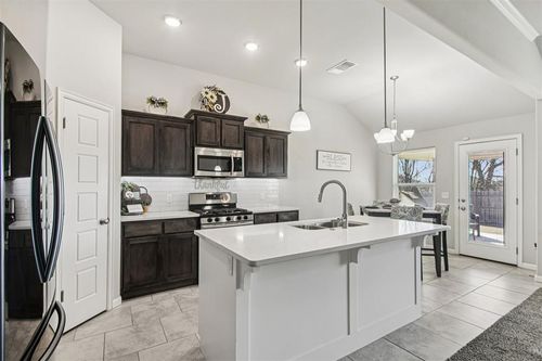 4204 Caracara Court, Norman, OK, 73072 | Card Image