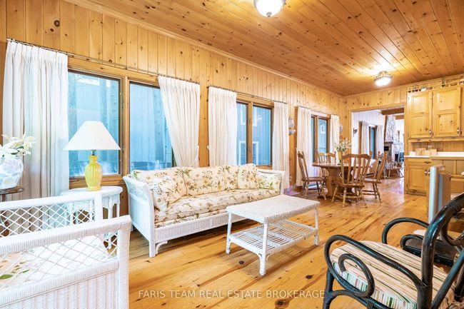 80 E Beach Rd, House other with 4 bedrooms, 2 bathrooms and 3 parking in Tiny ON | Image 17
