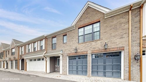 515 Rodney Ln, Cranberry Twp, PA, 16066-6518 | Card Image