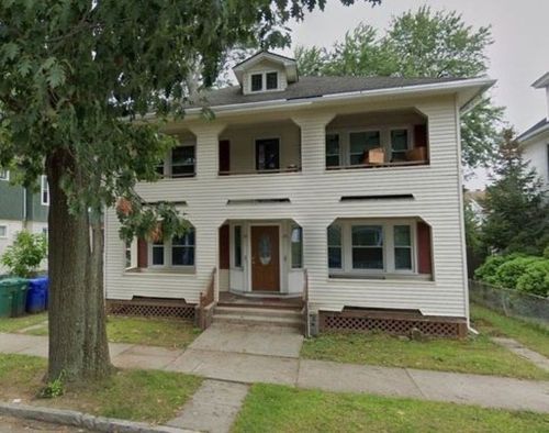 2l-22 Bryant St, Springfield, MA, 01108-2407 | Card Image