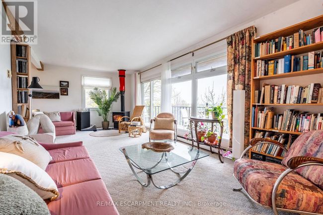 754 Concession 8 W, House other with 5 bedrooms, 2 bathrooms and 8 parking in Puslinch ON | Image 8