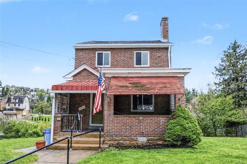 2450 Valera Ave, Pittsburgh, PA, 15210-4523 | Card Image