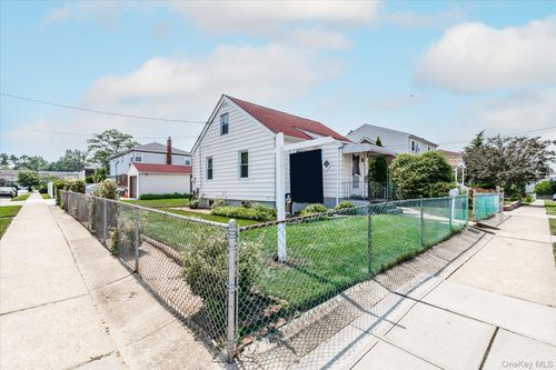 1267 Nelson St, Elmont, NY, 11003-3328 | Card Image