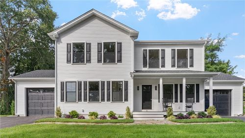 81 Cadora Ave, Warwick, RI, 02886-1951 | Card Image