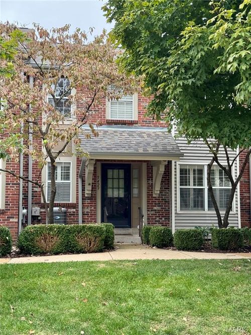 5429 Kenrick Parke Dr, Saint Louis, MO, 63119-5059 | Card Image