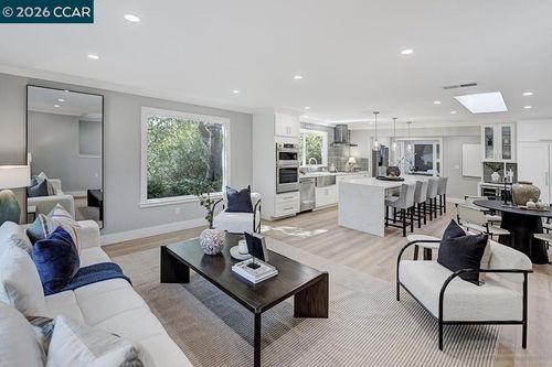 1-2625 Golden Rain Rd, Walnut Creek, CA, 94595-1942 | Card Image