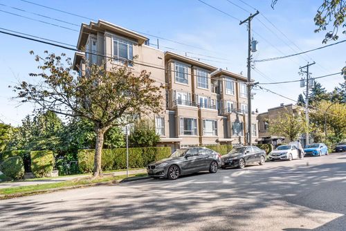 2106 Yew Street, Vancouver, BC, V6K3G7 | Card Image