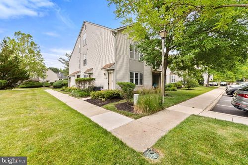 b-2402-B Shurlock Ct, MOUNT LAUREL, NJ, 08054-2631 | Card Image