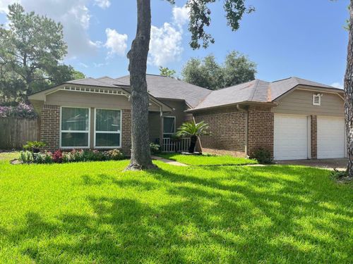 8526 Greenleaf Lake Dr, Houston, TX, 77095-3717 | Card Image