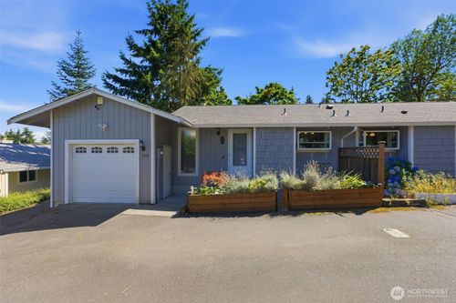 5204 65th Ave W, University Place, WA, 98467-2918 | Card Image