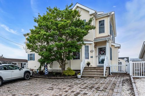 36 Mary Alice Rd, Manahawkin, NJ, 08050-3711 | Card Image