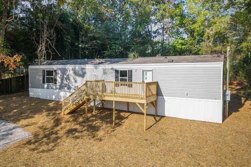 378 Cherokee Cir, Sparta, TN, 38583-2542 | Card Image